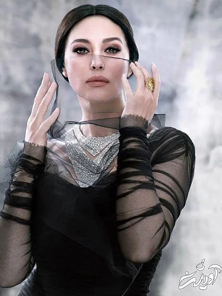 مونیکا بلوچی،جدیدترین عکس های مونیکا بلوچی عکس های مونیکا بلوچی روی مجله مد, تصاویر مونیکا بلوچی روی مجله مد